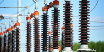 Giáo án PowerPoint Công nghệ 8 Bài 17: Ngành nghề trong lĩnh vực kĩ thuật điện