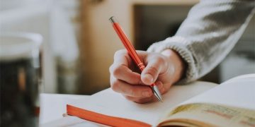 Đề thi thử THPT Quốc gia năm 2025 môn Ngữ văn trường THPT Thọ Xuân 5, Thanh Hóa