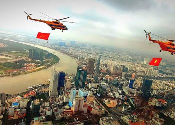 Nghị luận vùng trời quê hương nào cũng là bầu trời Tổ Quốc